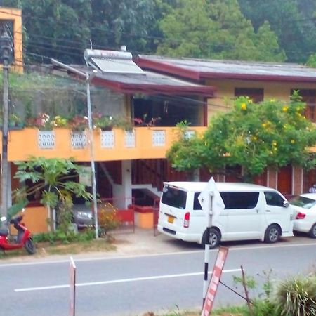 Silent Night Homestay Ella Bagian luar foto